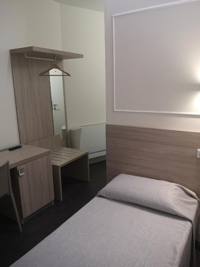 Hotel Clodi อัสโกลีปิเชโน ภายนอก รูปภาพ